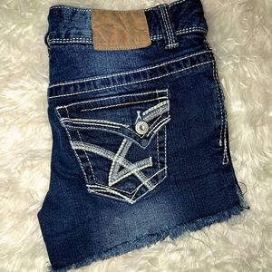 Amethyst Frayed Low Rise Shorts sz 5